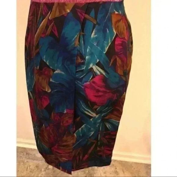 Lord & Taylor Petite Skirt 8 100% Silk faux wrap - Picture 7 of 9